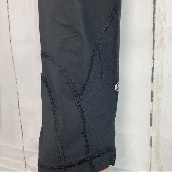 Lululemon black cropped leggings - Picture 3 of 6